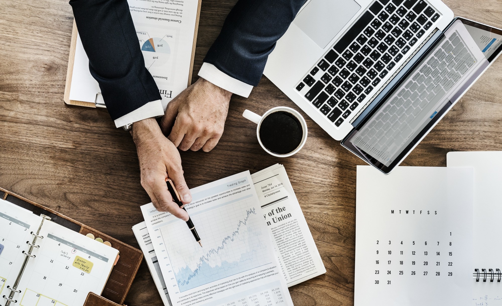 Content Marketing Tips: The Ultimate Content Marketing Guide for Beginners