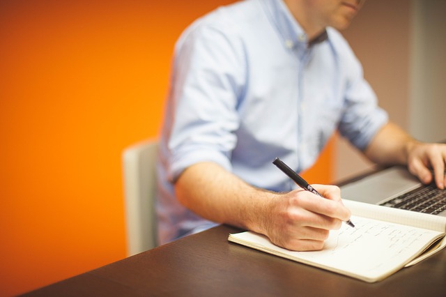 Sell an article consisting of 1000 words on any topic...