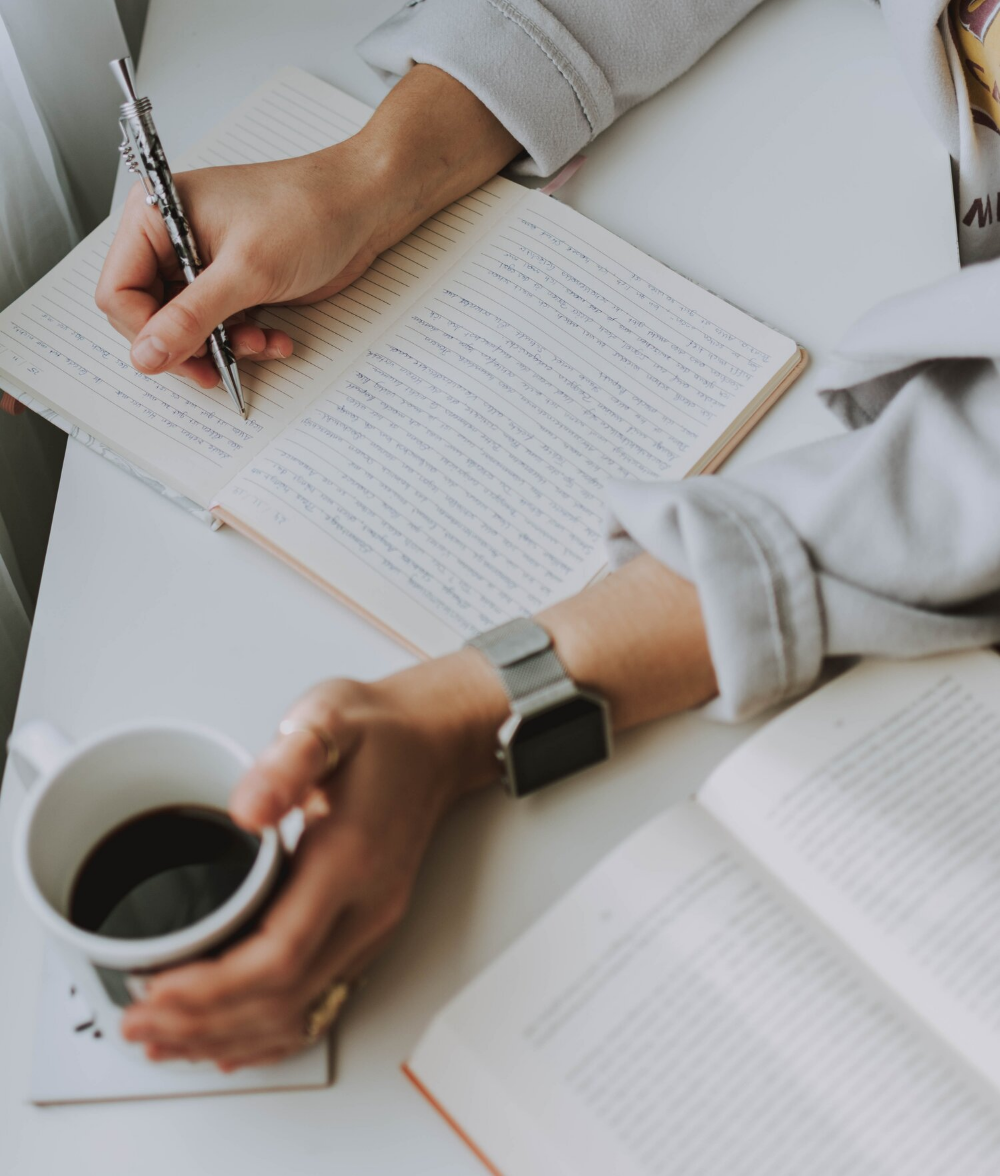 Write you a 1000-word article in any professional and...