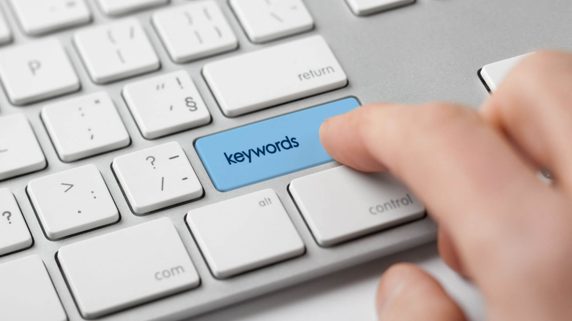 Provide Competitors Keyword List