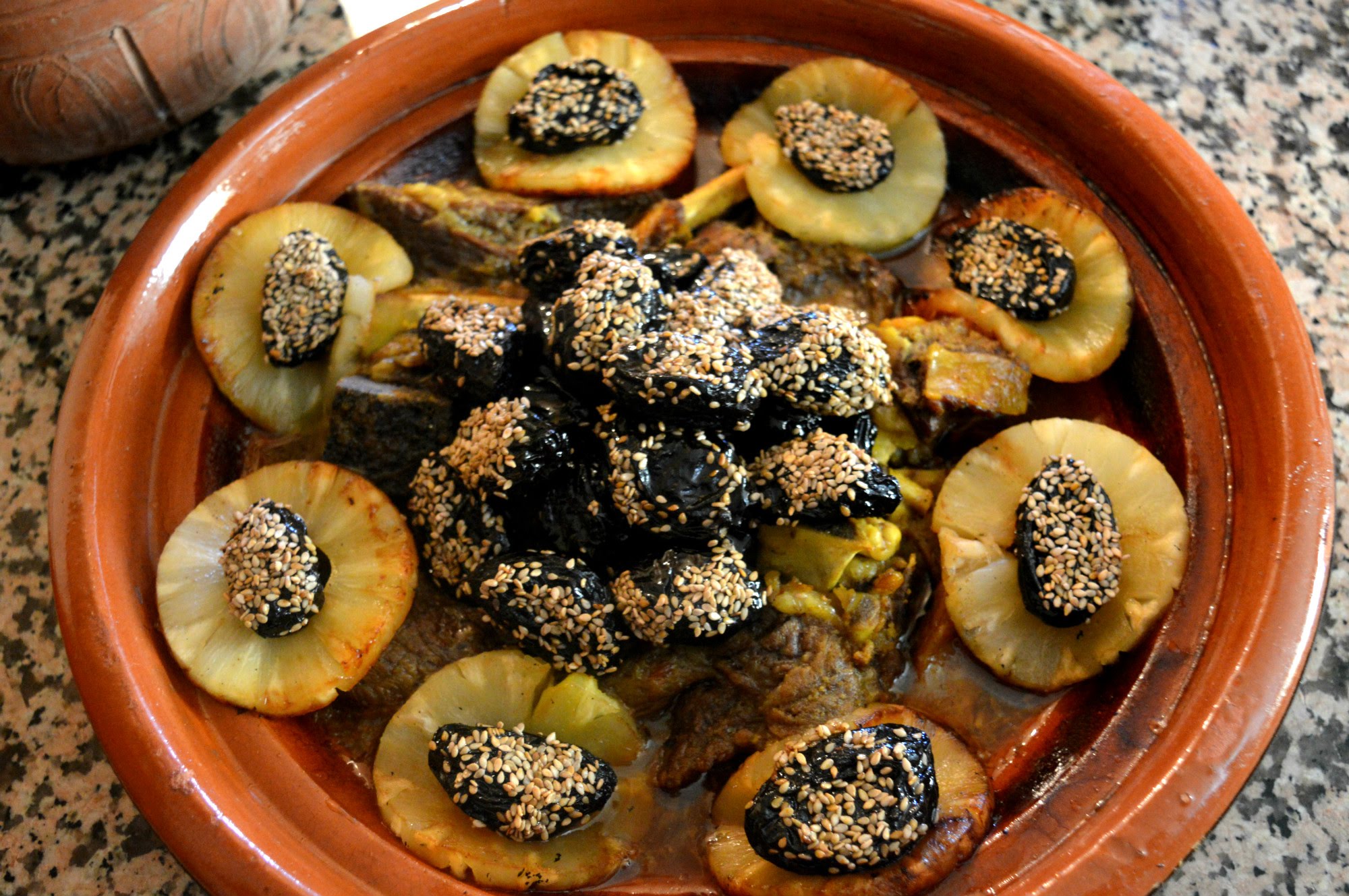 l teach you how to cook Moroccan tajine with meat and...