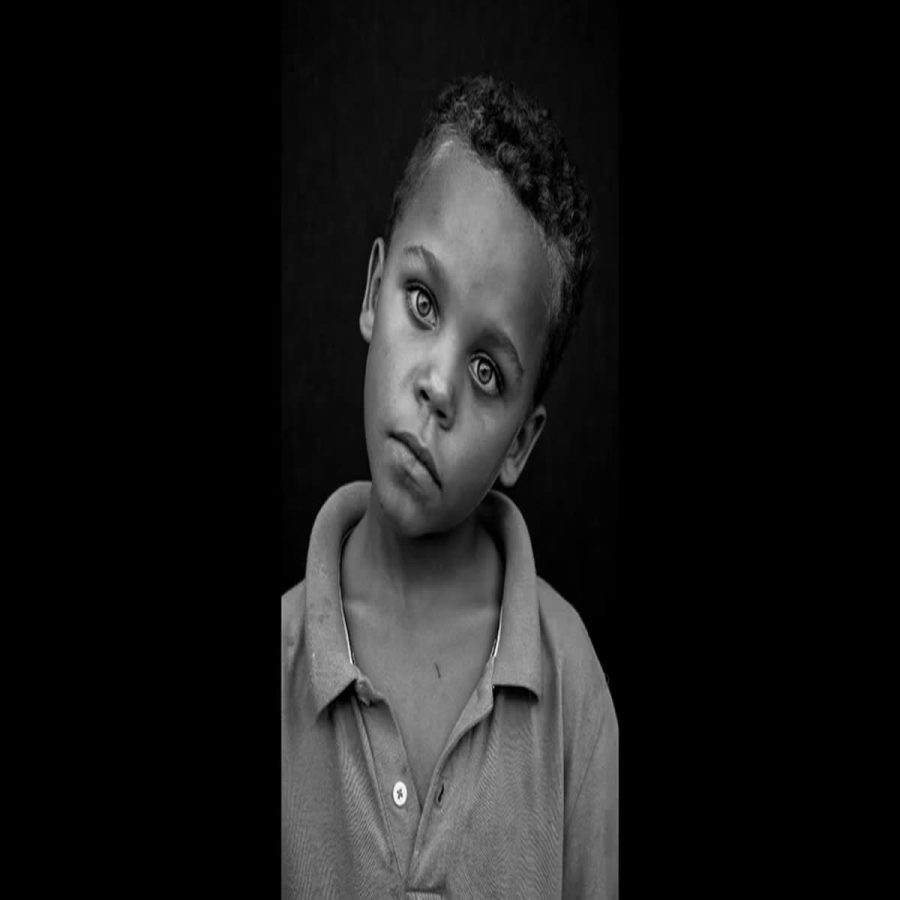 I will restore, touch up, repair, color your old photo.
