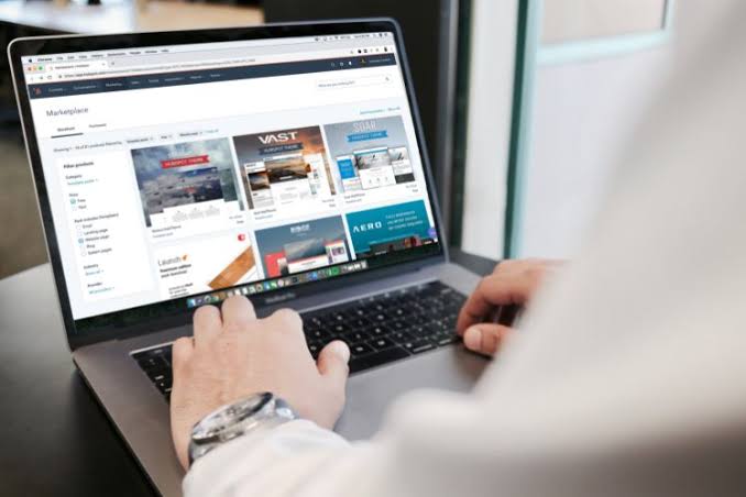 I will design a prefessional WordPress website.