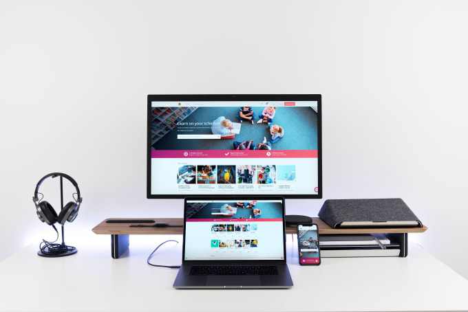 online course website and app like udemy or academy website