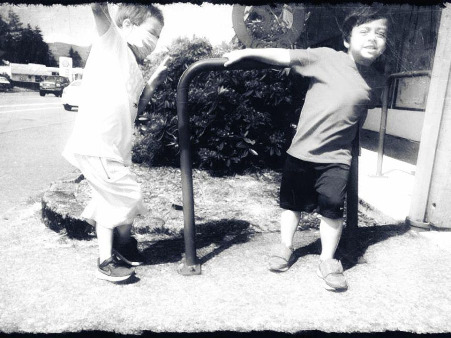 Turn your picture into an old fashion photograph