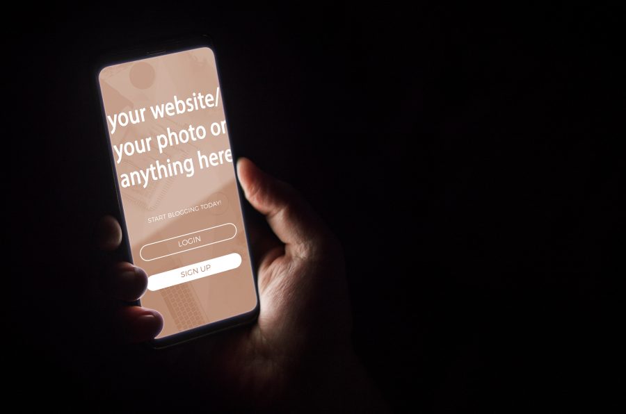 i will put your website name, your photo or any text on awesome 3 smart phones