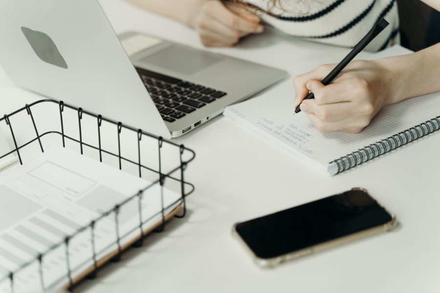 A Guide to Buy Websites and Make a Profit