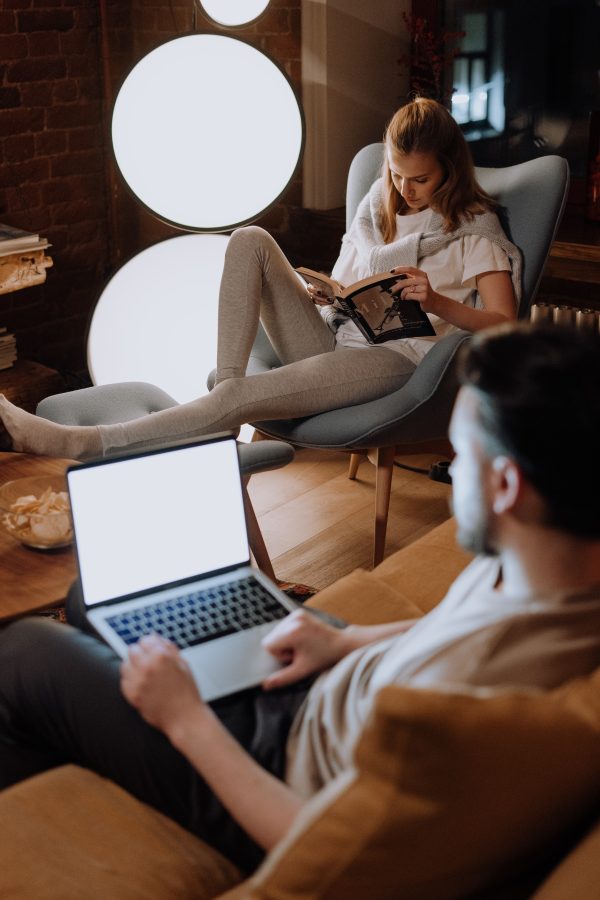 Professional article writer 1000 words 