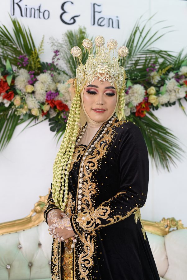 I will edit your wedding video