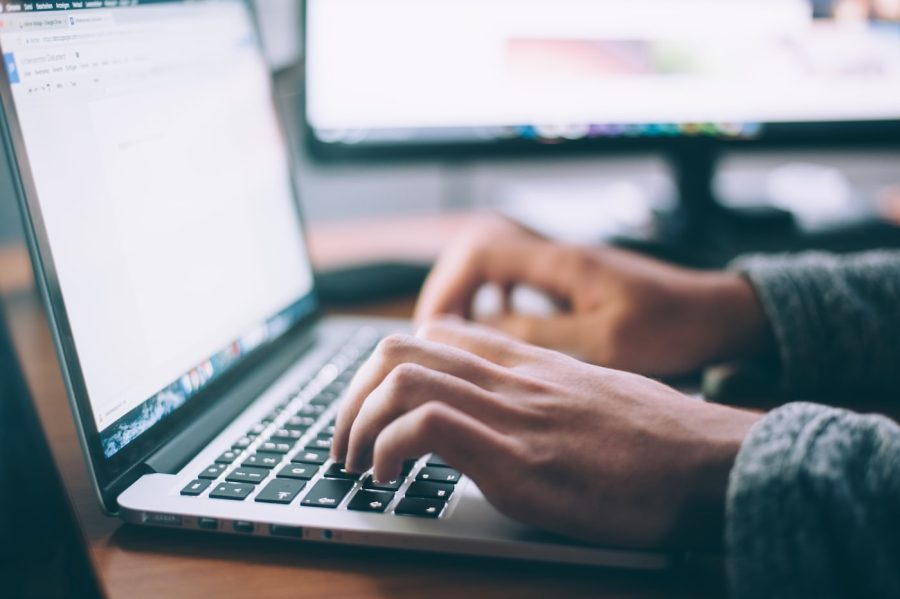 I am top class data entry typist operator 