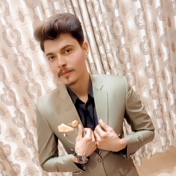 I m a best translator in English to Urdu & many more, copy paste, copywriter