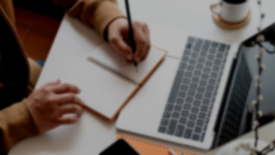 Content Creator (SEO Specialist/Brand Voice Master/Industry Niche) 