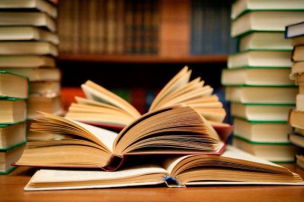 Pack of more than 600 digital books on financial education
