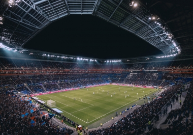 write unique and engaging articles on football